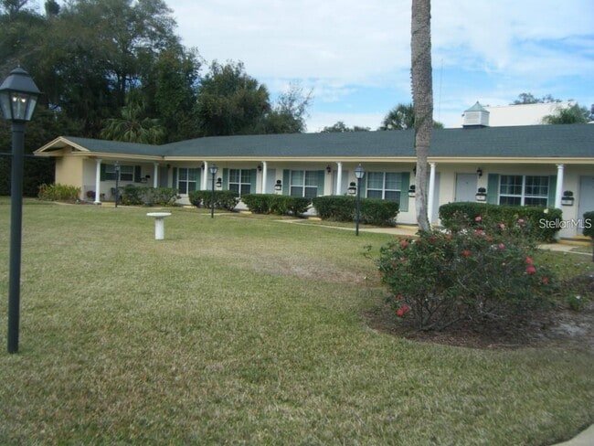 107 Perkins St in Leesburg, FL - Building Photo - Building Photo