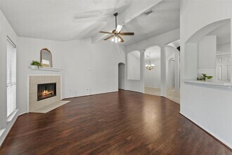 21327 Hadrian Dr in Katy, TX - Foto de edificio - Building Photo