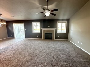 2663 Torrey Pines Way in Richland, WA - Building Photo - Building Photo
