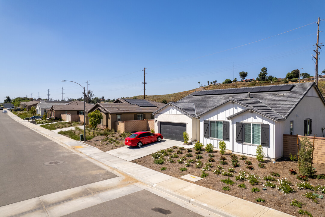 Homestead In Wildomar in Wildomar, CA - Building Photo