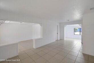 102 1st St in Merritt Island, FL - Building Photo - Building Photo