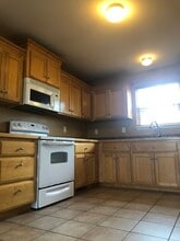 2114 Deer Trail in Junction City, KS - Building Photo - Building Photo