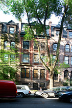 36 W 94th St in New York, NY - Building Photo - Building Photo