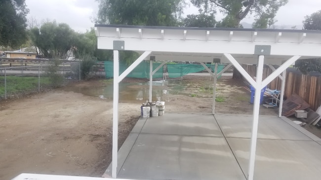 812 N Main St in Piru, CA - Building Photo - Building Photo