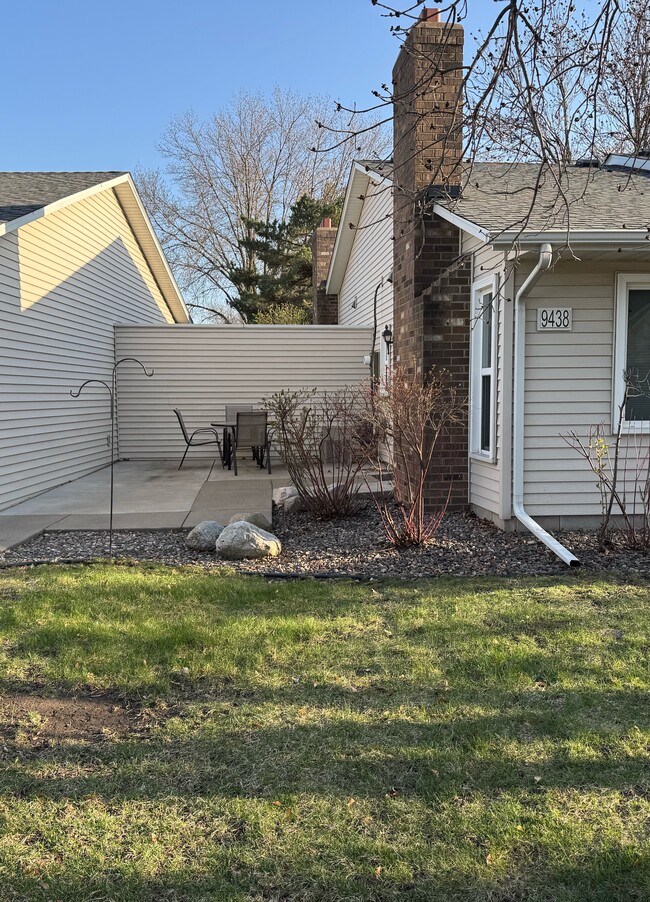 property at 9438 Ranchview Ln N