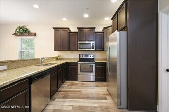 4182 Quiet Crk Lp in Middleburg, FL - Building Photo - Building Photo