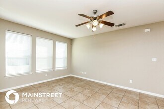 208 Kennedy Dr in Crowley, TX - Building Photo - Building Photo