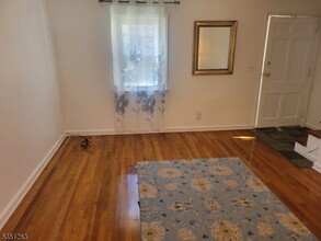 208 N 17th St in Bloomfield, NJ - Building Photo - Building Photo