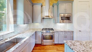 1832 Stevens Bluff Ln in Dallas, TX - Building Photo - Building Photo