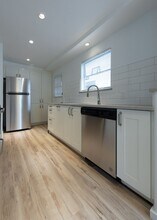 2021 43rd Ave E in Seattle, WA - Building Photo - Building Photo