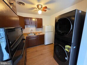 615 Wallerson Rd in Catonsville, MD - Building Photo - Building Photo