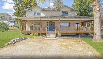 103 N Evergreen St in Chelan, WA - Building Photo