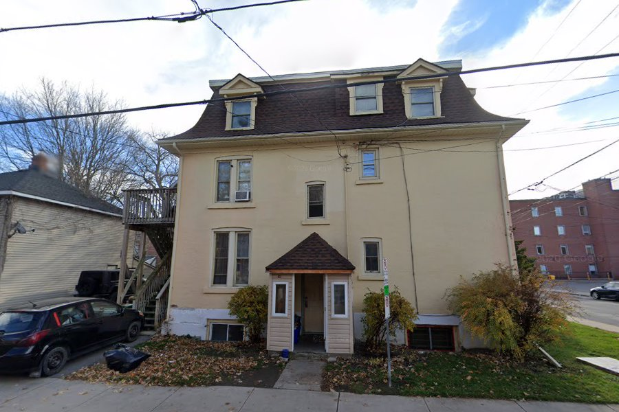 80 Colborne St in Kingston, ON - Building Photo