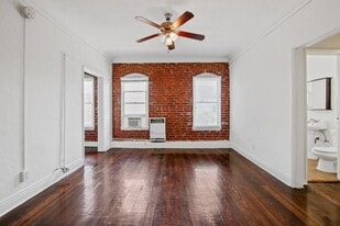 Hampshire Apartments in Los Angeles, CA - Building Photo