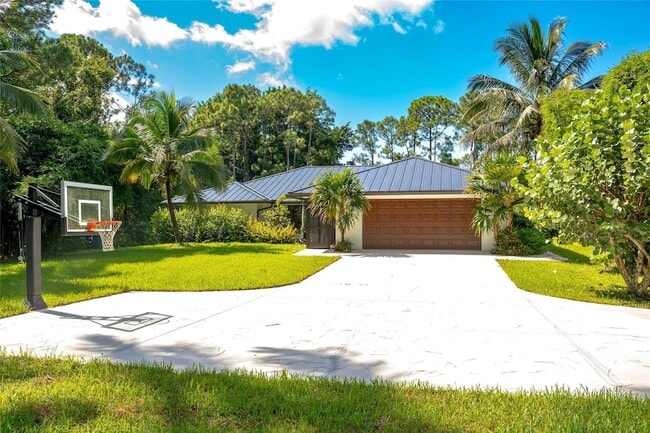 property at 11180 154th Rd N