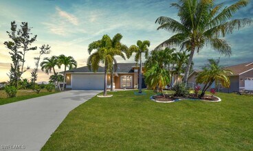 317 SW 15th Terrace in Cape Coral, FL - Building Photo - Building Photo