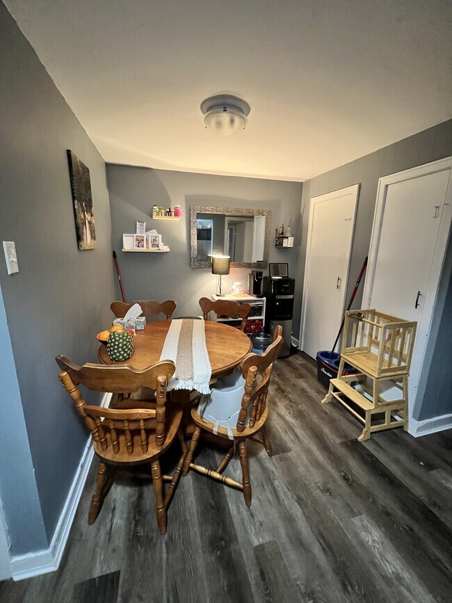 59 Hillside Ave in Wolfville, NS - Building Photo - Building Photo