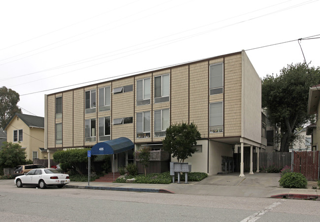 Parkview Apartments in Santa Cruz, CA - Building Photo - Building Photo