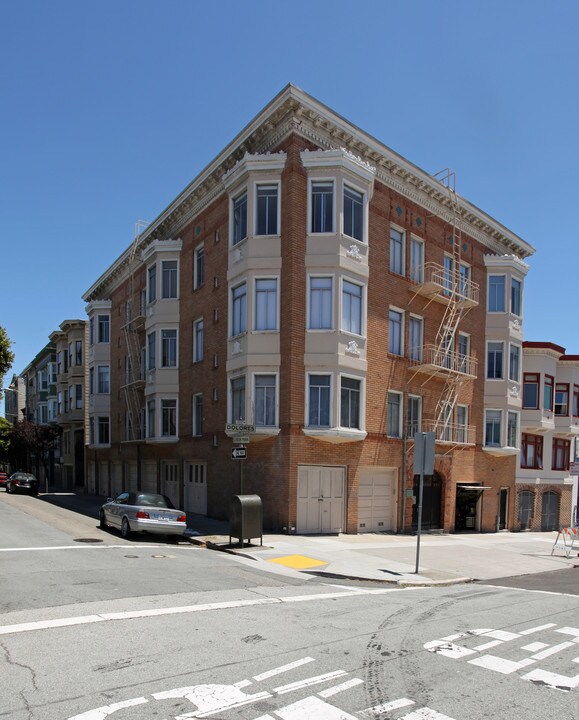 11 Dolores in San Francisco, CA - Foto de edificio