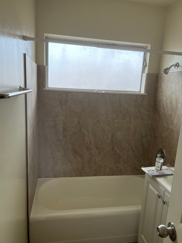 8123 Otis St in South Gate, CA - Building Photo - Building Photo