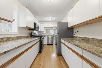 60 Tudor St in Lynn, MA - Building Photo - Building Photo