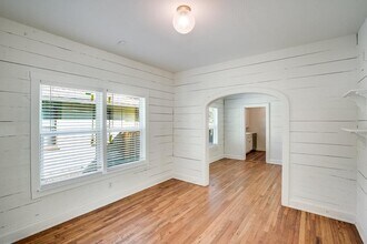 809 Theresa Ave in Austin, TX - Building Photo - Building Photo