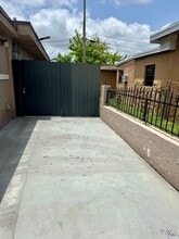 3760 NW 197th St in Miami Gardens, FL - Building Photo - Building Photo