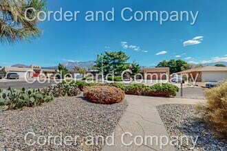 7827-7827 Republic Dr NE in Albuquerque, NM - Building Photo - Building Photo
