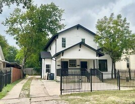 2311 Market Ave in Fort Worth, TX - Building Photo