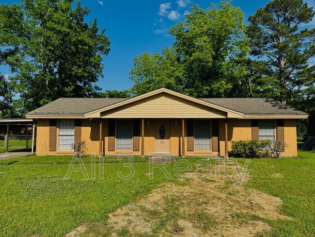property at 3253 Windwood Dr