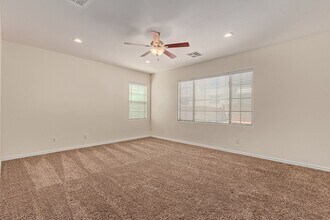 21374 N 77th Ln in Peoria, AZ - Building Photo - Building Photo