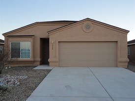 6580 Mountain Hawk Loop NE in Rio Rancho, NM - Building Photo