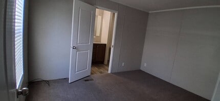 640 S Darlene Way in Rushville, IN - Building Photo - Building Photo