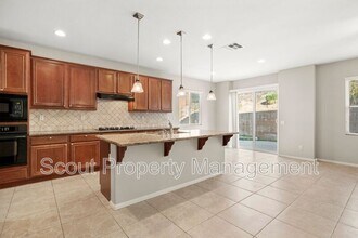 44704 Mumm St in Temecula, CA - Foto de edificio - Building Photo
