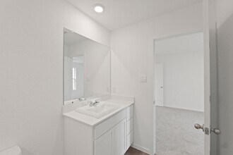 925 Sutherland Fls St in Conroe, TX - Building Photo - Building Photo