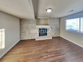 1022 Westbury Ct in North Salt Lake, UT - Building Photo - Building Photo