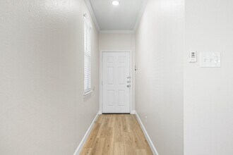 2073 Turkey Creek in New Braunfels, TX - Building Photo - Building Photo