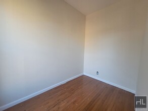 366 Macon St, Unit 2 in Brooklyn, NY - Building Photo - Building Photo