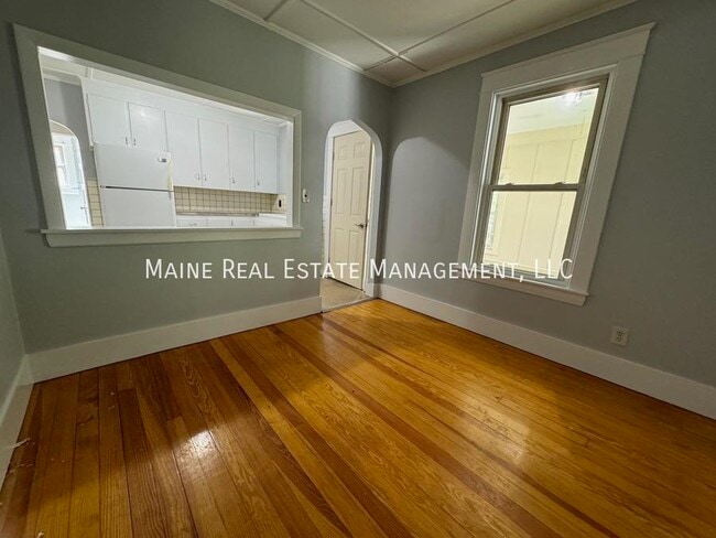 1 Bellevue St in Winslow, ME - Building Photo - Building Photo