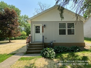 35627 Grove in Ingleside, IL - Building Photo - Building Photo
