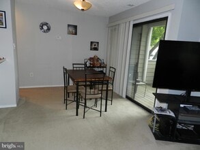 1948A Villaridge Dr in Reston, VA - Building Photo - Building Photo
