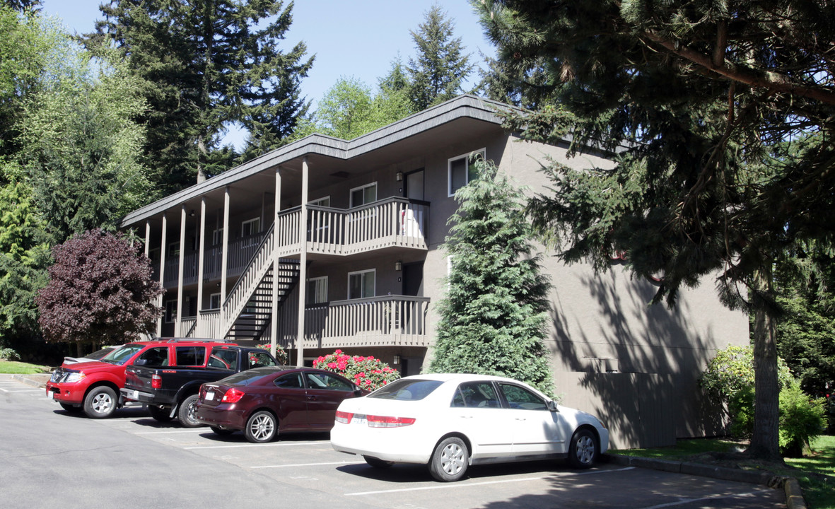 Edmonds Crest in Edmonds, WA - Foto de edificio