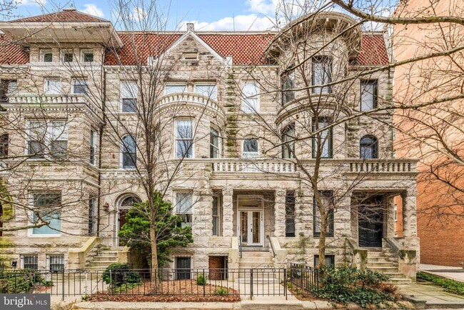 property at 1746 Q St NW