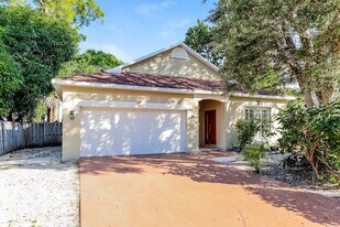 6296 Lauderdale St in Jupiter, FL - Building Photo