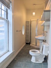 346 S Rose St-Unit -Apt 1 in Kalamazoo, MI - Foto de edificio - Building Photo