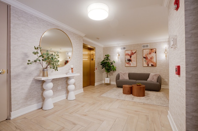 1781 Tudor Ln in Northbrook, IL - Building Photo - Building Photo