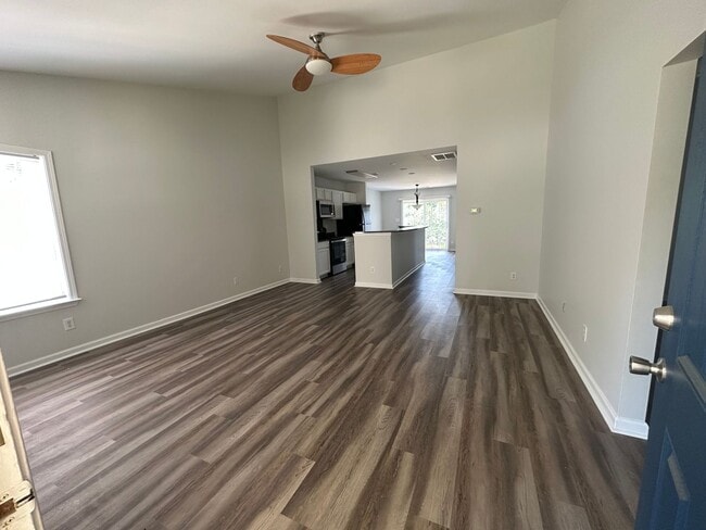 2004 Tara's Trace Dr in Statesville, NC - Building Photo - Building Photo