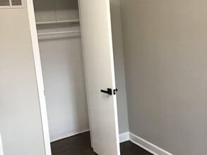 1036 Bellwood Ave in Bellwood, IL - Building Photo - Building Photo