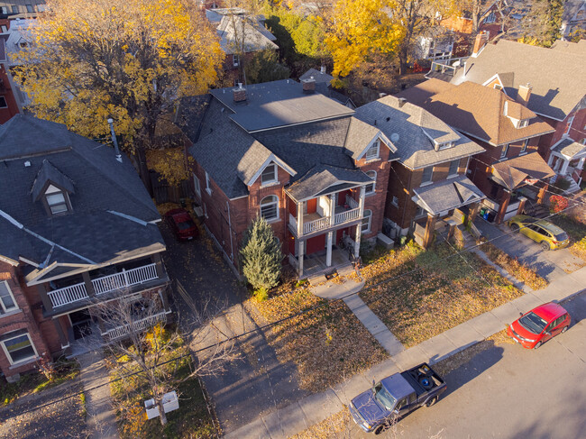 85-87 Fifth Av in Ottawa, ON - Building Photo - Building Photo