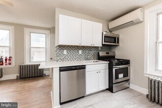 3503 Indian Queen Ln in Philadelphia, PA - Building Photo - Building Photo